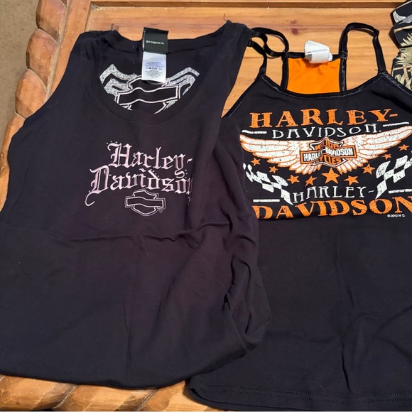 Harley-Davidson women Black Graphic Tee - Picture 5 of 6